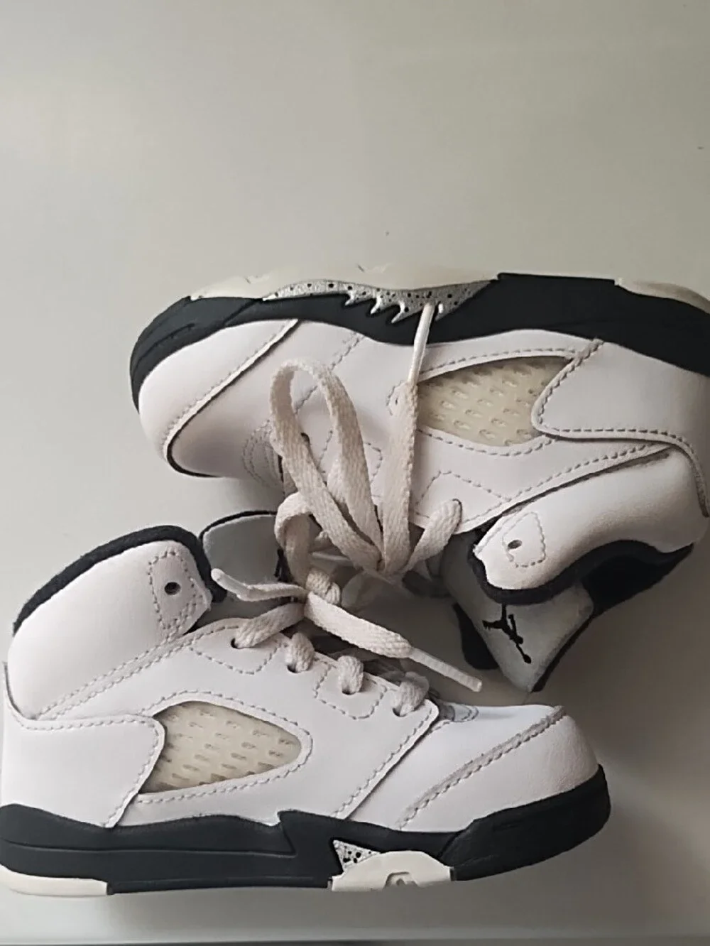 Jordan 5 Retro Reverse Metallic | 7C | White, Black, Sail, Metallic Silver